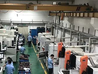 模具廠使用鋼絲繩電動葫蘆吊運模具（模具生產(chǎn)步驟）